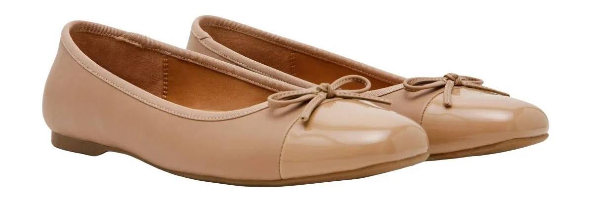 DV Women ballet flats
